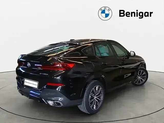 Käytetty BMW X6 M Sport 286 HP (210 kW) 2024 Musta Katumaasturi