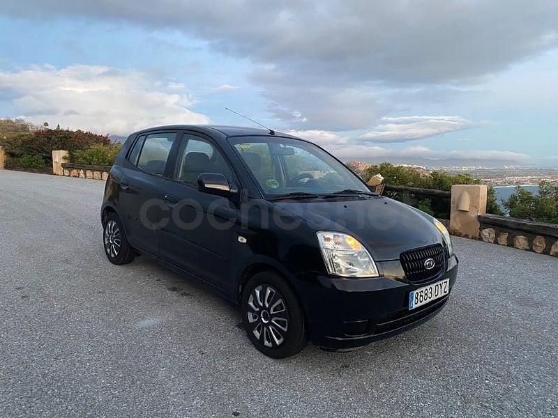 Usado Kia Picanto EX 65 CV (47 kW) 2006 Negro Utilitario