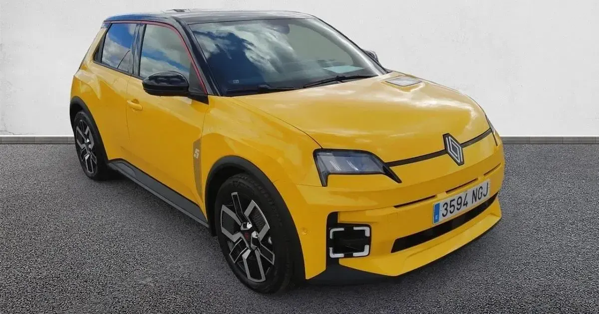 Usado Renault 5 E-Tech Techno 110 kW (150 CV) 2025