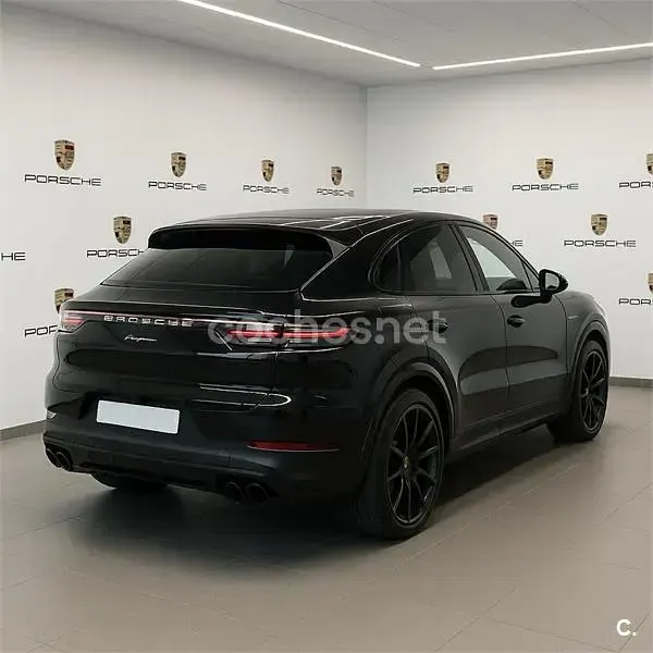 Usado Porsche Cayenne E-Hybrid Coupe 462 CV (339 kW) 2021 Negro SUV