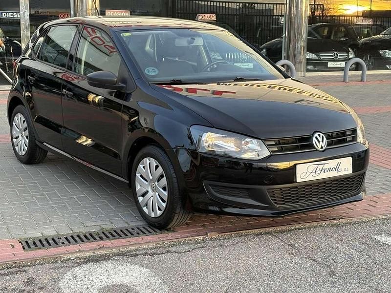 Usado VW Polo Advance 69 CV (50 kW) 2009 Negro Utilitario