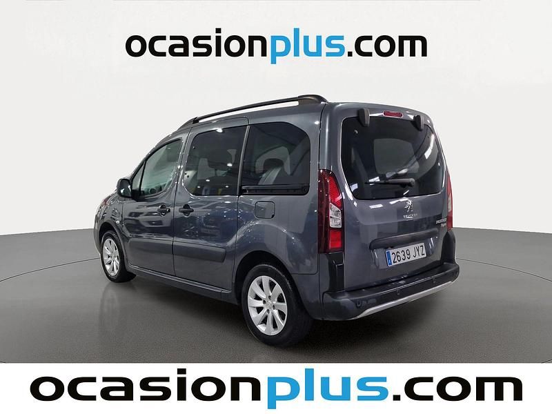 Usado Peugeot Partner Tepee Outdoor 120 CV (88 kW) 2017 Gris Monovolumen