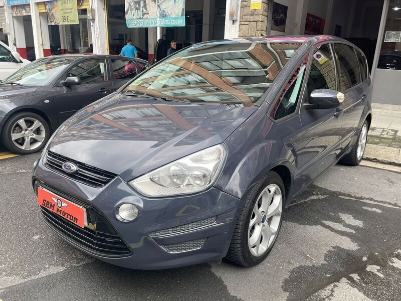Gris Usado 2014 Ford S-MAX Titanium Monovolumen | 11.900 € (Un poco caro) - Imagen 1/4