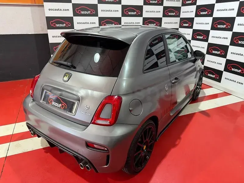 Usado Abarth 595 Competizione 180 CV (132 kW) 2020 Gris / plata Berlina