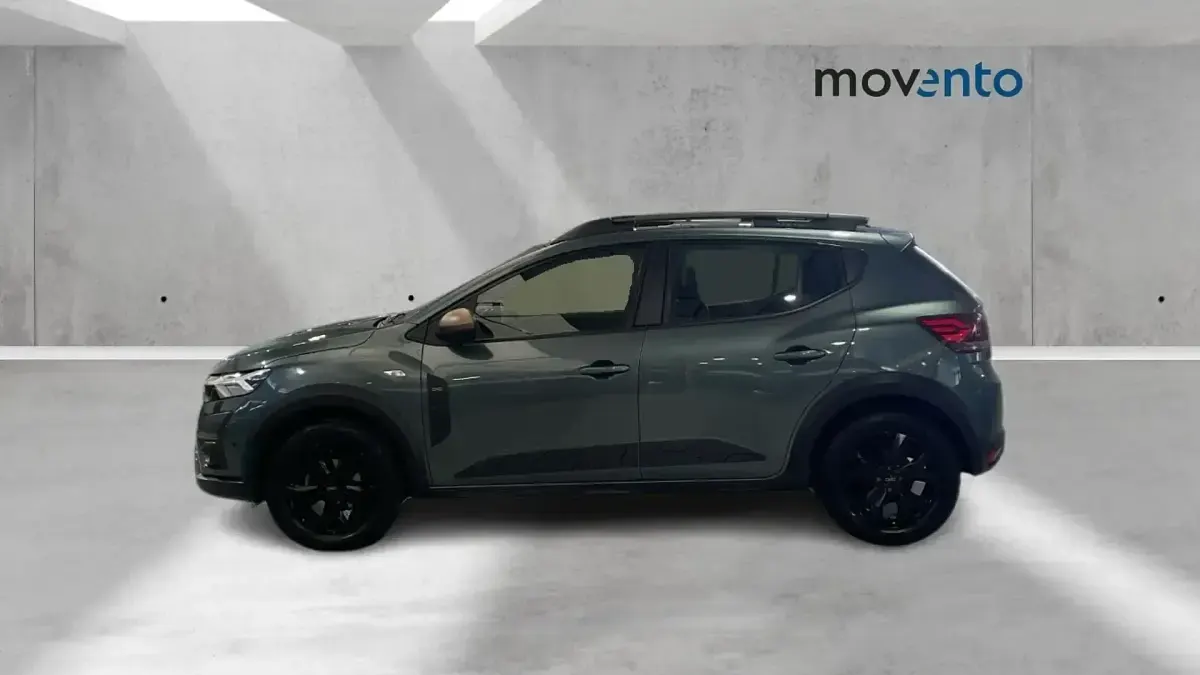 Usado Dacia Sandero Extreme 110 CV (80 kW) 2023 Verde Berlina