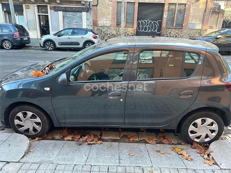 Usado Dacia Sandero Acces 73 CV (53 kW) 2018 Azul Berlina