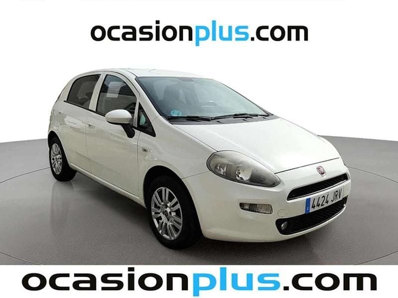 Usado Fiat Punto Easy 69 CV (50 kW) 2016 Blanco Utilitario