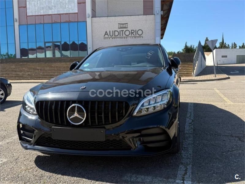 Negro Usado 2019 Mercedes C300 Familiar | 38.650 € (Caro) - Imagen 1/4