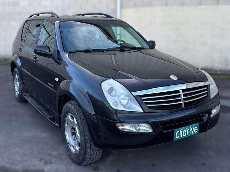 Usado Ssangyong (KGM) Rexton Limited 160 CV (117 kW) 2005 Negro SUV