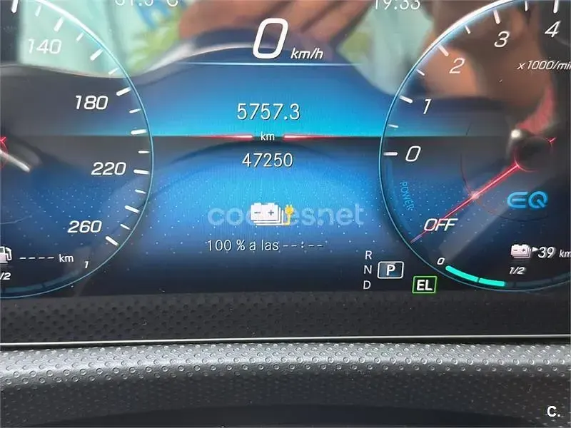 Usado Mercedes A250 218 CV (160 kW) 2022 Gris / plata Berlina