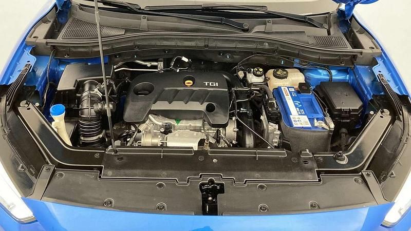 Usado MG ZS 117 CV (86 kW) 2023 Azul Berlina