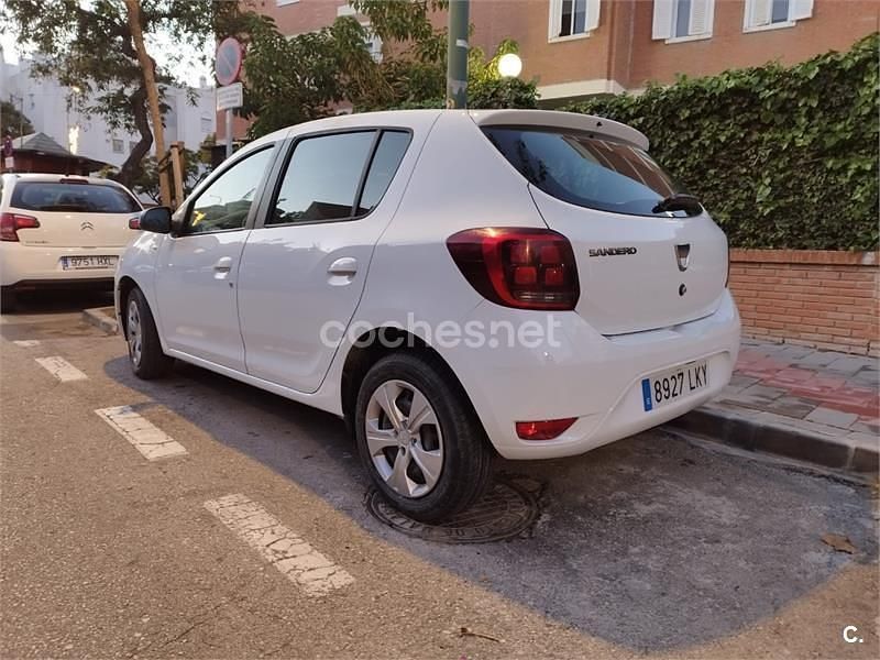 Usado Dacia Sandero Comfort 95 HP (69 kW) 2020 Branco Sedan