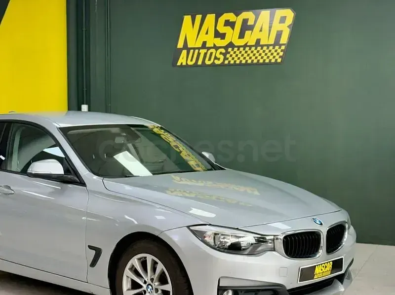 Usado BMW 318 150 CV (110 kW) 2016 Gris / plata Berlina