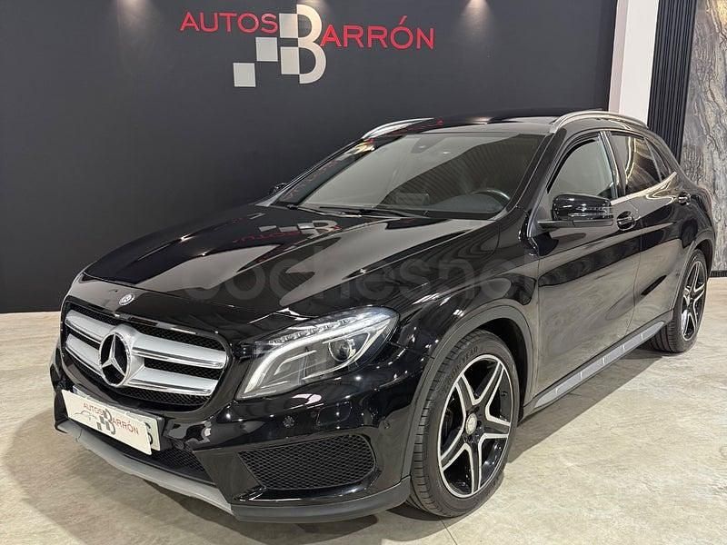 Usado Mercedes GLA200 AMG line 136 CV (100 kW) 2016 Negro SUV