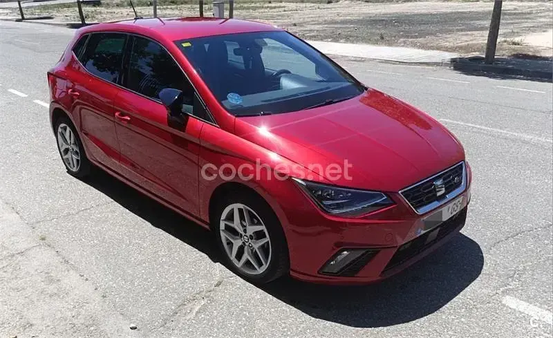 Usado Seat Ibiza FR 90 CV (66 kW) 2020 Rojo Utilitario