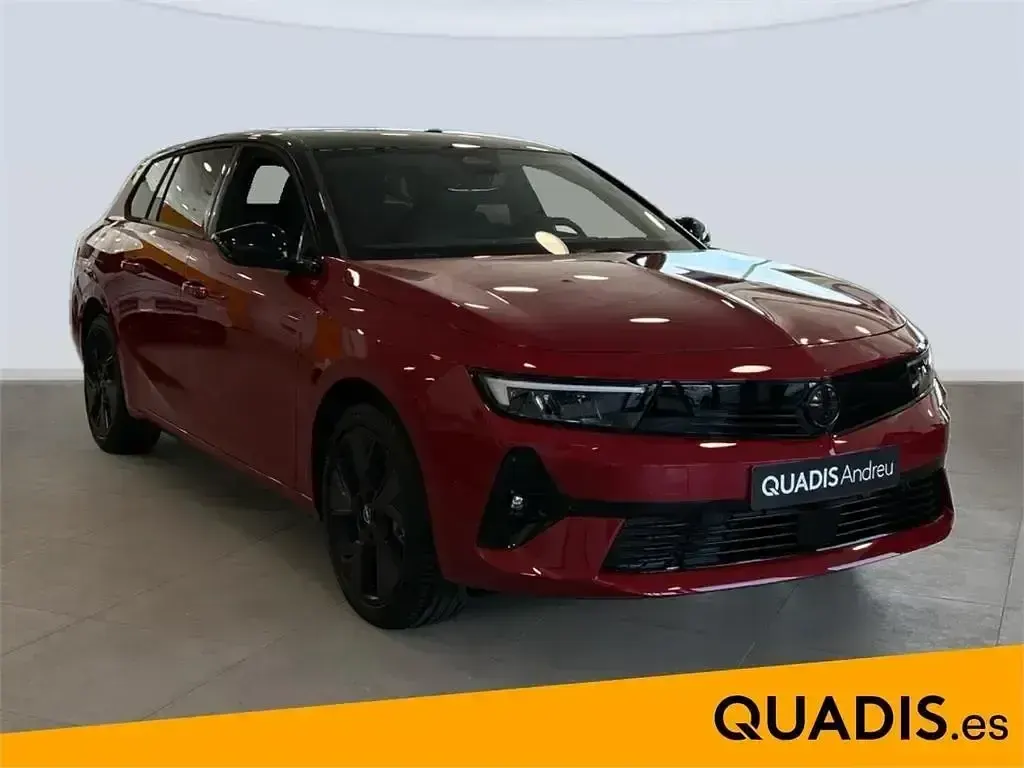Usado Opel Astra S 132 kW (180 CV) 2024 Otro Familiar
