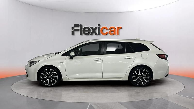 Usado Toyota Corolla Advance 180 CV (132 kW) 2019 Blanco Familiar