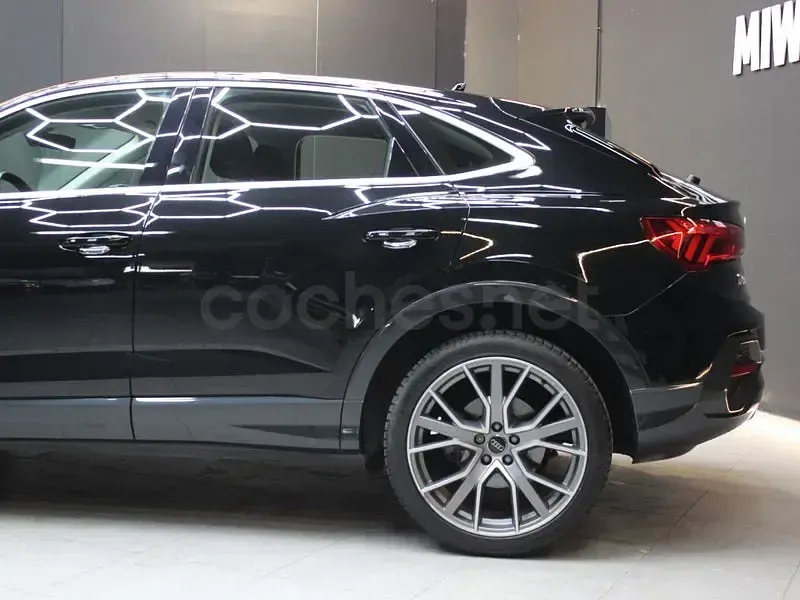Usado Audi Q3 Sportback 150 CV (110 kW) 2021 Negro SUV