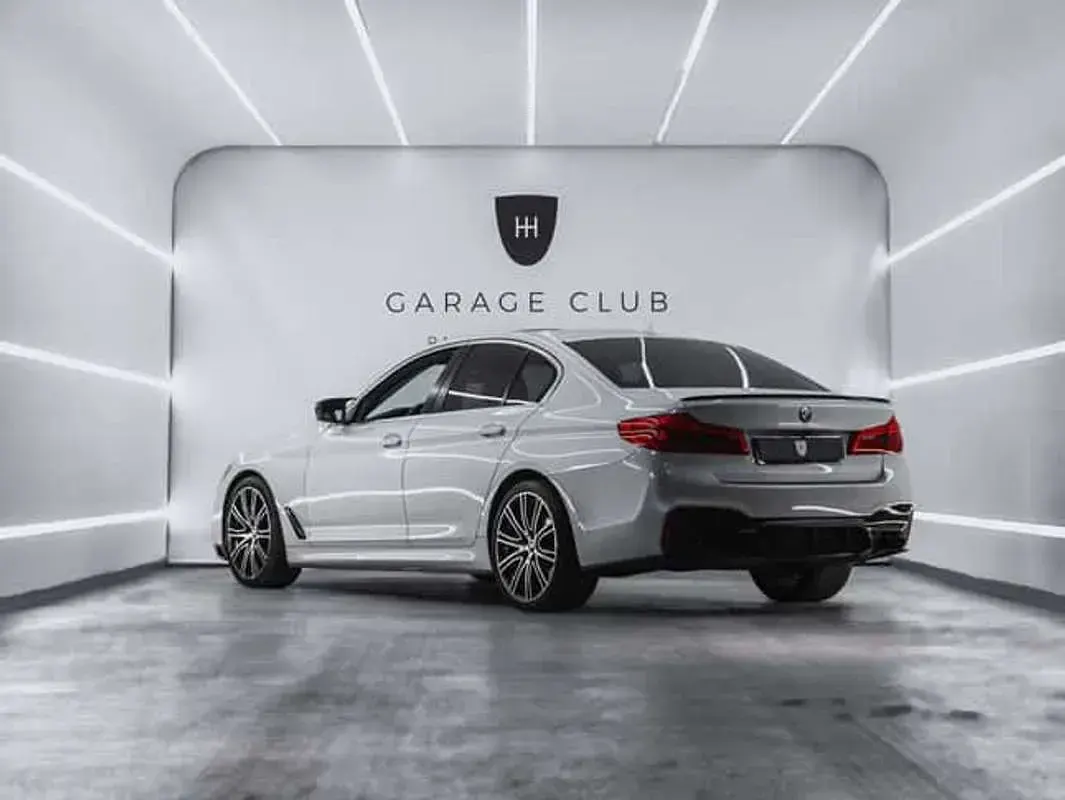 Usado BMW 530 Performance 265 CV (194 kW) 2017 Blanco Berlina