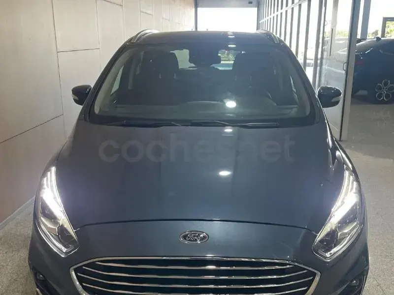 Usado Ford S-MAX Titanium 190 CV (139 kW) 2022 Azul Monovolumen
