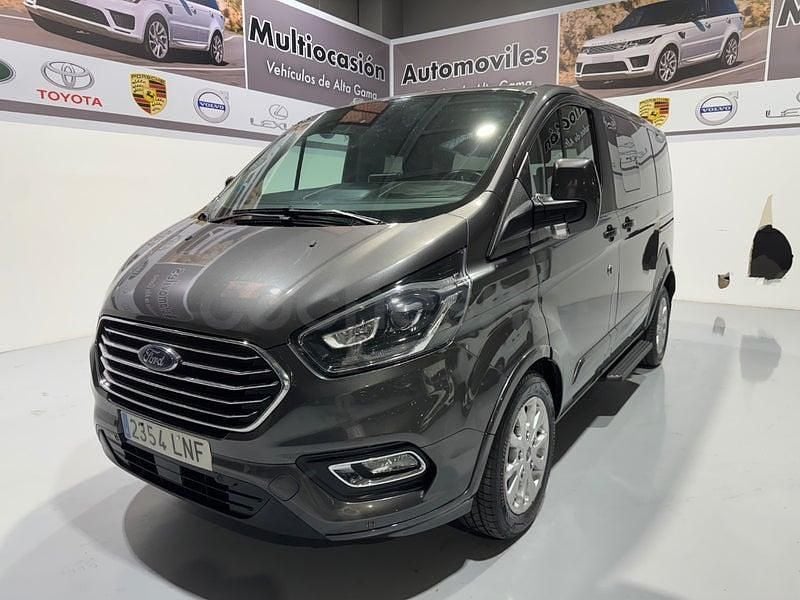 Usado Ford Tourneo Titanium X 150 CV (110 kW) 2021 Gris / plata Monovolumen