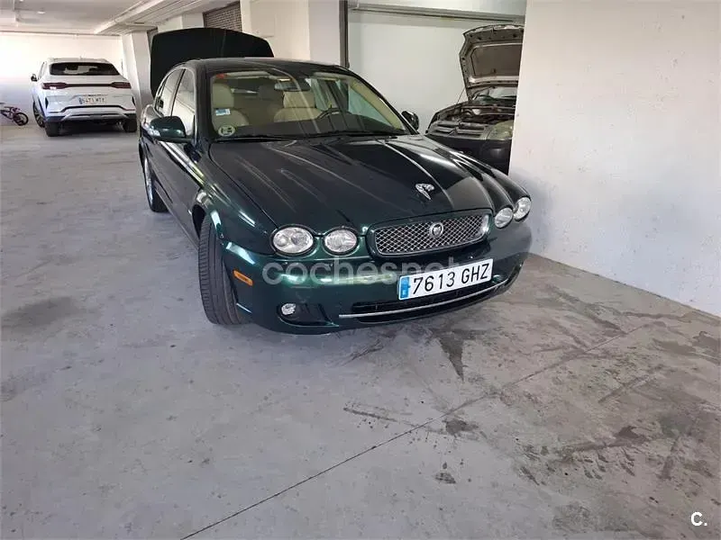 Usado Jaguar X-type Executive 145 CV (106 kW) 2008 Verde Berlina
