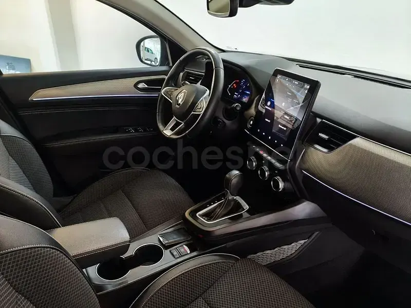 Usado Renault Arkana Zen 140 CV (102 kW) 2021 Negro SUV