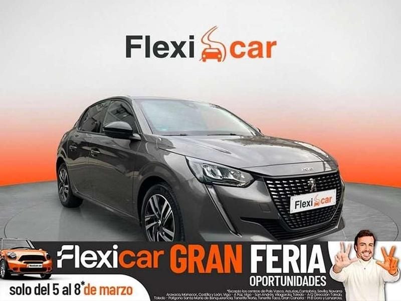 Usado Peugeot 208 Allure 101 CV (74 kW) 2023 Gris Utilitario