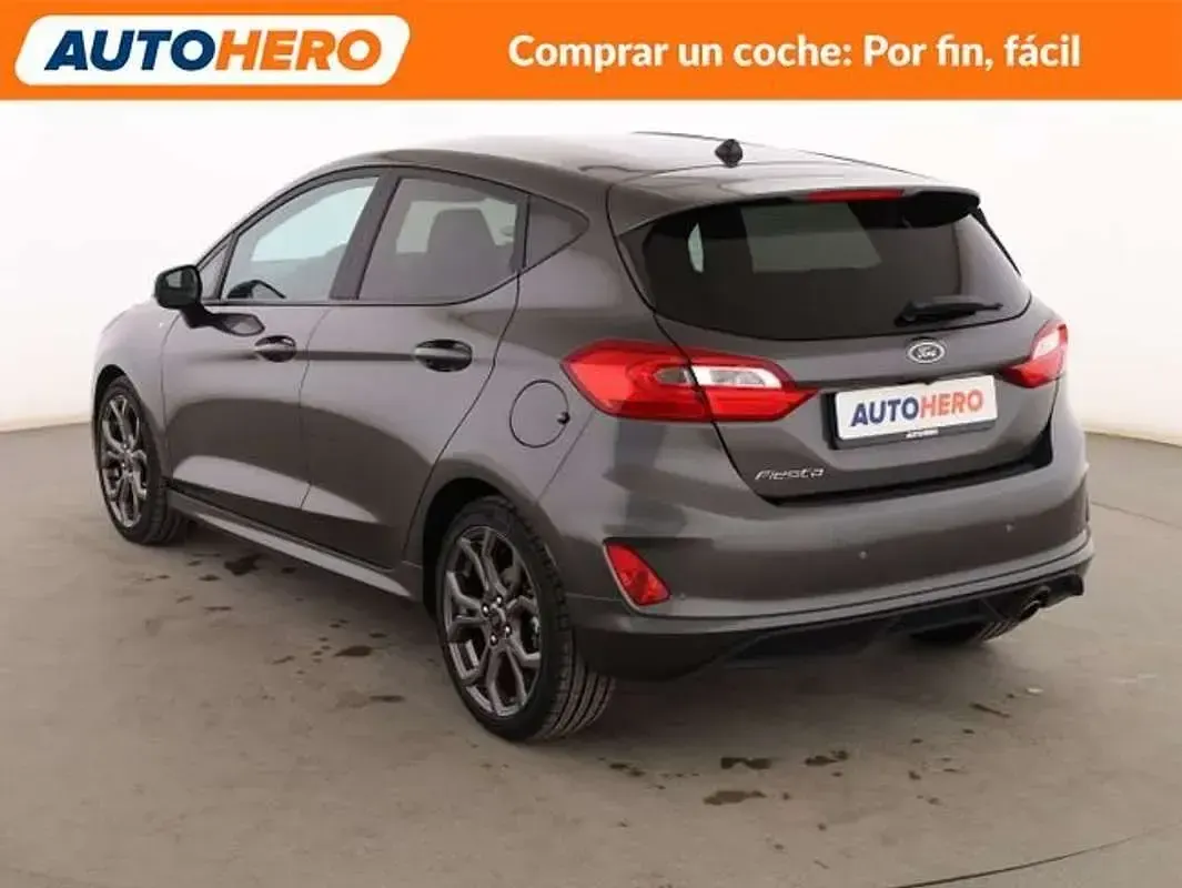 Usado Ford Fiesta ST-Line 101 CV (74 kW) 2019 Gris Utilitario