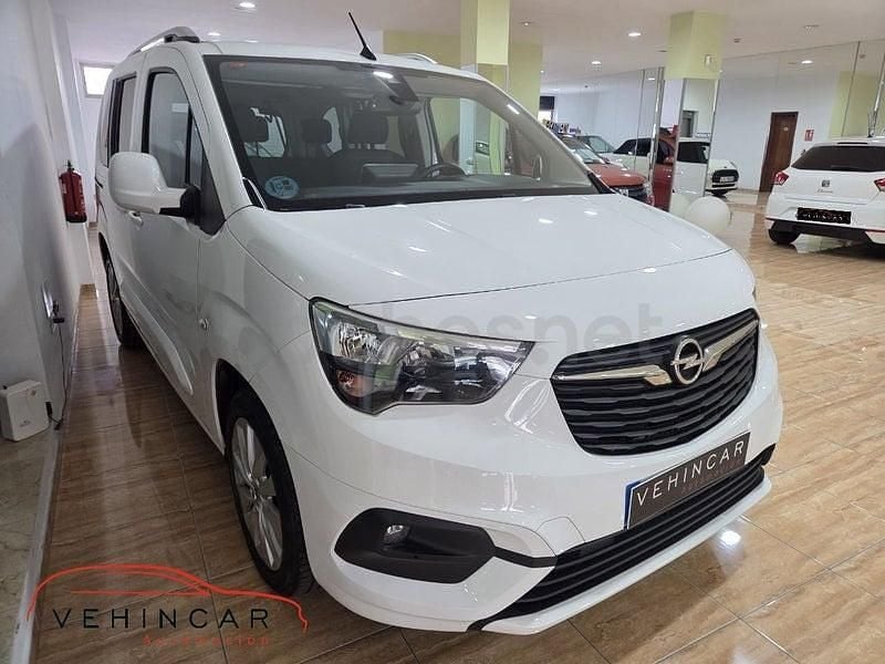 Usado Opel Combo Life Elegance 102 CV (75 kW) 2021 Blanco Monovolumen