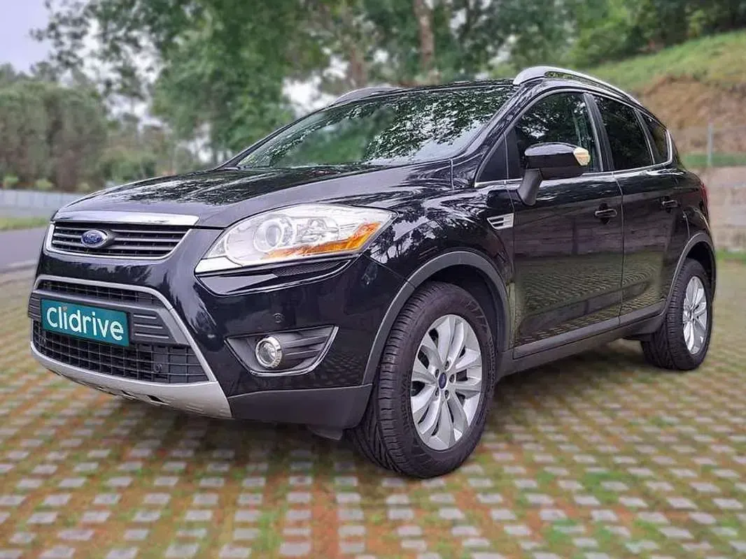 Usado Ford Kuga Titanium 136 CV (100 kW) 2010 Negro SUV