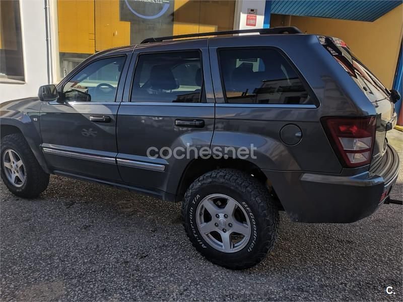 Usado Jeep Grand Cherokee Limited 218 CV (160 kW) 2005 Gris / plata SUV