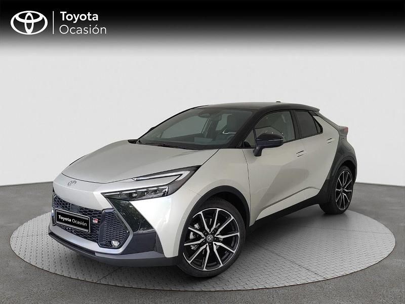 Gris Usado 2024 Toyota C-HR+ Edition SUV | 41.900 € (Caro) - Imagen 1/4
