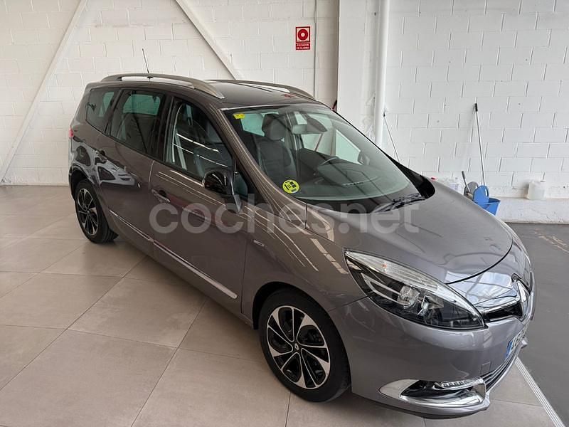 Usado Renault Grand Scénic III Bose Edition 110 CV (80 kW) 2014 Beige Monovolumen