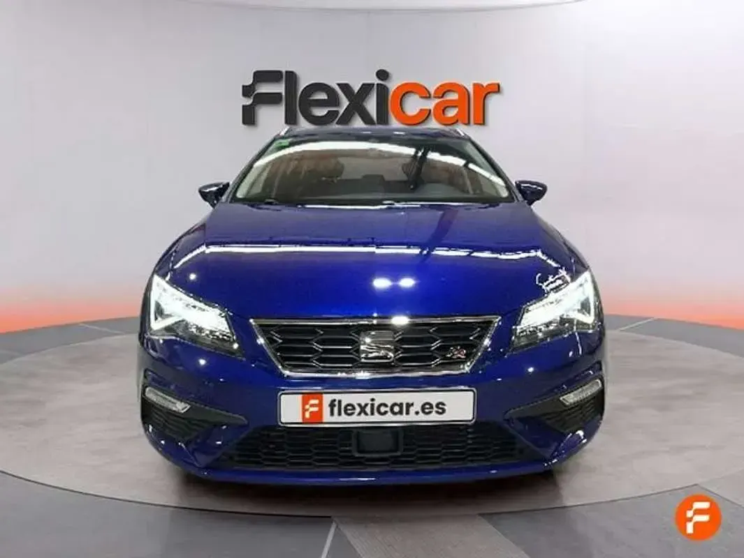 Usado Seat Leon ST FR 180 CV (132 kW) 2018 Azul Familiar