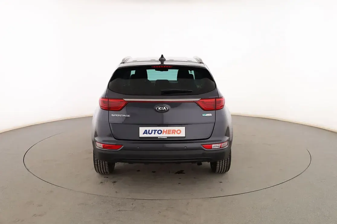 Usado Kia Sportage 115 CV (84 kW) 2016 Gris SUV