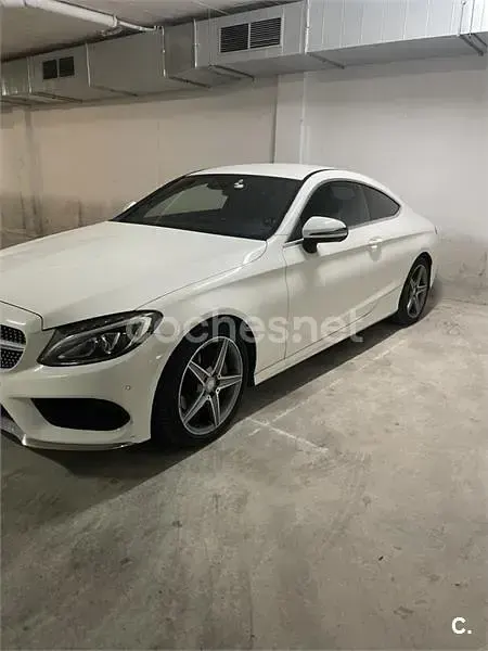 Usado Mercedes C220 170 CV (125 kW) 2016 Blanco Coupe