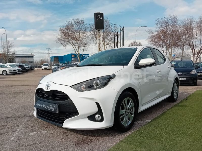 Blanco Usado 2020 Toyota Yaris Berlina | 16.900 € (Precio justo) - Imagen 1/4