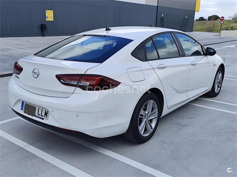 Usado Opel Insignia Business Elegance 122 CV (89 kW) 2020 Blanco Berlina