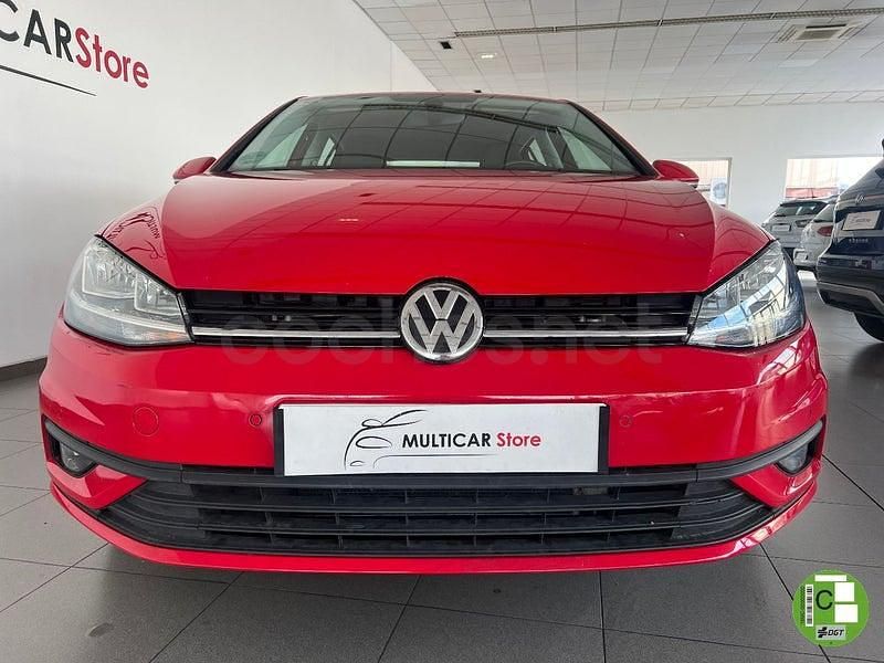 Usado VW Golf VII Advance 115 CV (84 kW) 2019 Rojo Berlina
