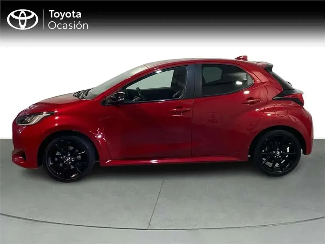 Usado Toyota Yaris Plus 116 CV (85 kW) 2022 Utilitario