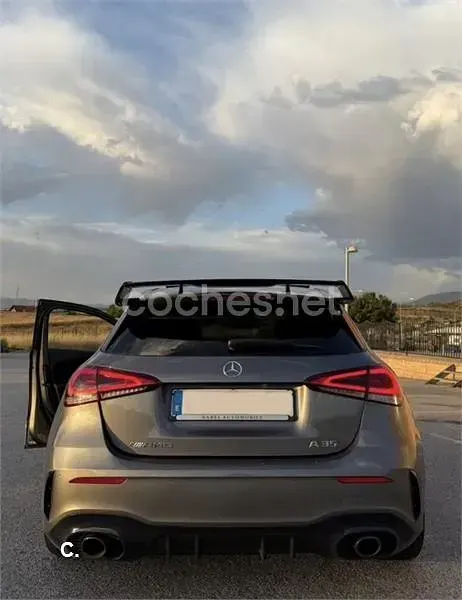 Usado Mercedes A35 AMG 306 CV (225 kW) 2020 Gris / plata Berlina