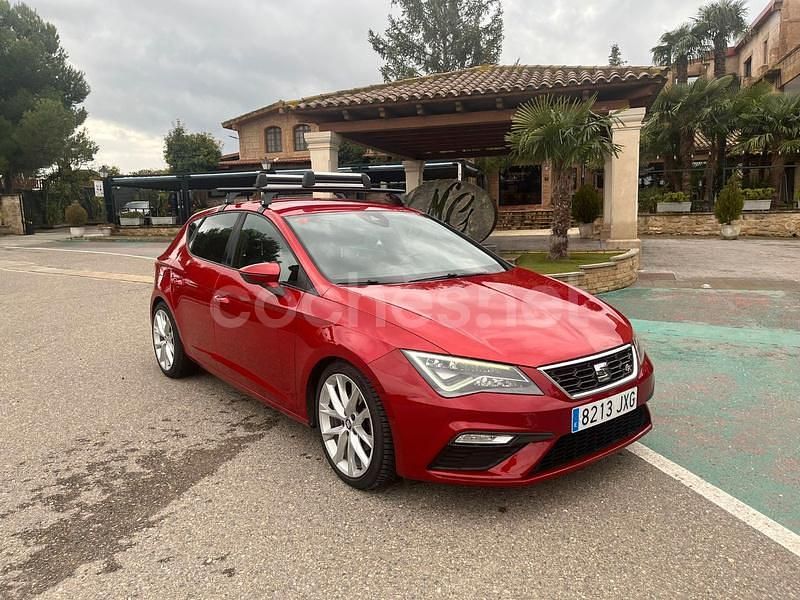 Käytetty Seat Leon FR 150 HP (110 kW) 2017 Punainen Sedan