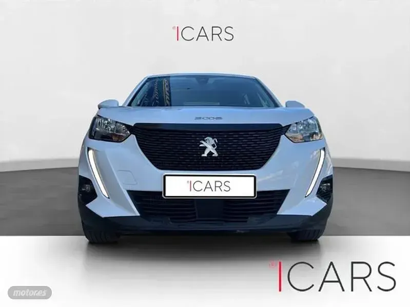 Usado Peugeot 2008 Active 110 CV (80 kW) 2021 Blanco SUV