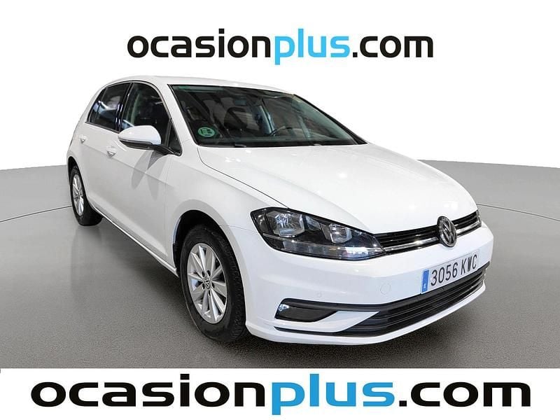 Usado VW Golf VII 116 CV (85 kW) 2019 Blanco Utilitario