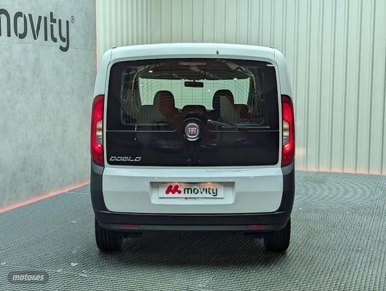 Usado Fiat Doblò 95 CV (69 kW) 2020 Blanco Monovolumen