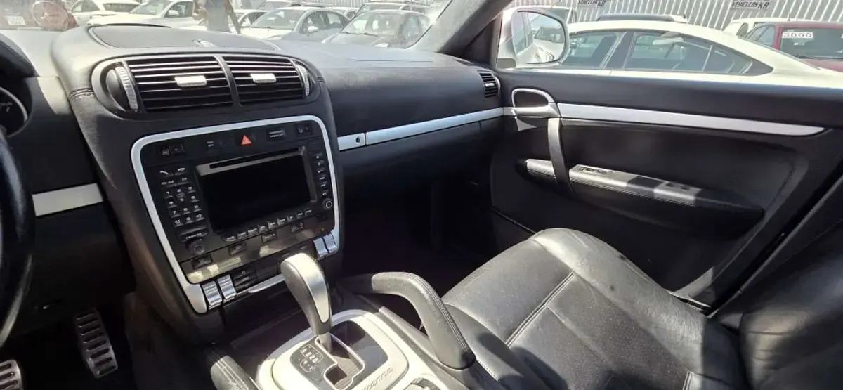 Usado Porsche Cayenne Turbo 450 CV (330 kW) 2003 Gris SUV