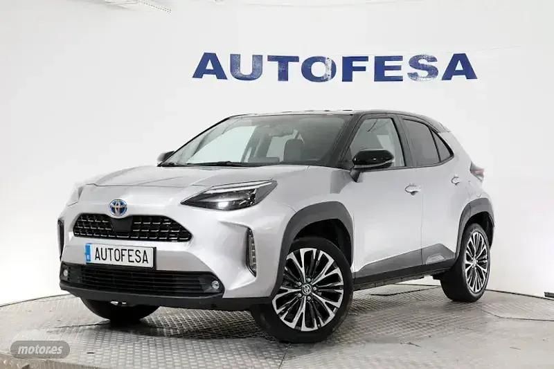 Gris Usado 2021 Toyota Yaris Cross Style SUV | 21.650 € (Buen precio) - Imagen 1/4