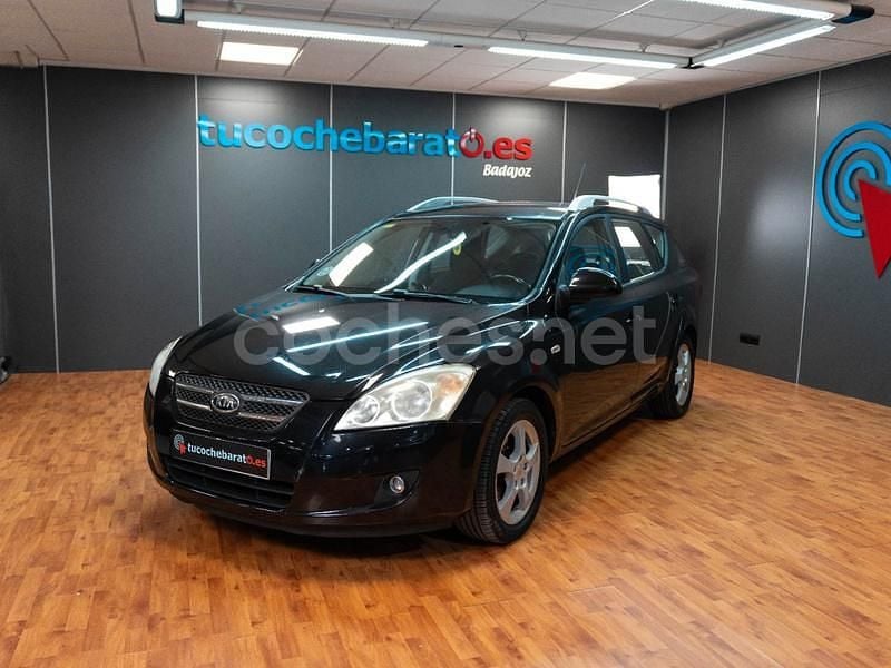 Negro Usado 2009 Kia Ceed Active Utilitario | 5450 € (Precio justo) - Imagen 1/4