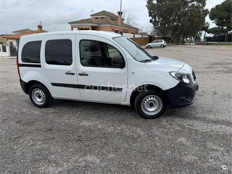 Usado Mercedes Citan 109 90 CV (66 kW) 2018 Blanco Familiar